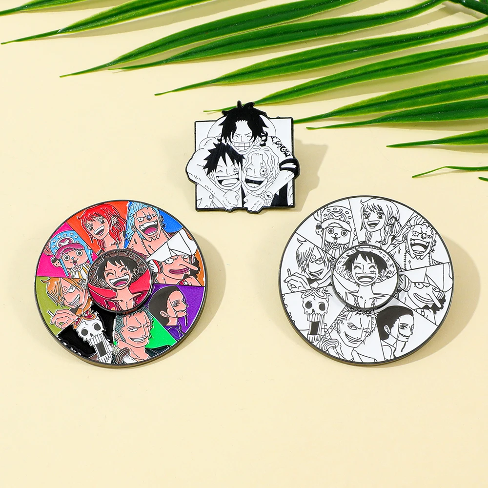 3 Pcs Anime One Piece Brooch L - Anime Cosplay One Piece 评论和价格